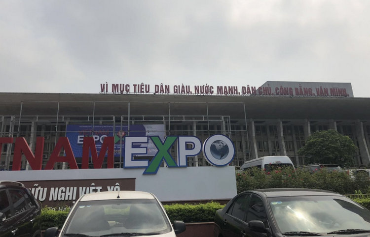 湖南腾博汇游戏官网旅行河内国际商业展  耐磨陶瓷产品拓展越南市场