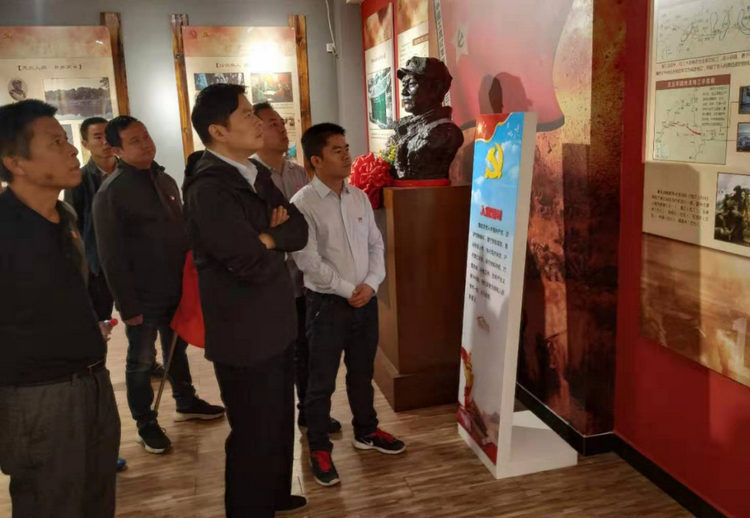 腾博汇游戏官网党支部开展“不忘初心、切记使命”主题党日活动