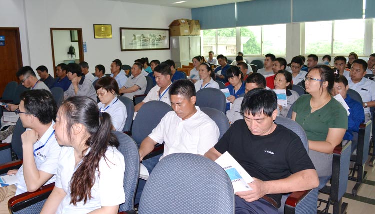 湖南腾博汇游戏官网特种陶瓷劳务有限公司|腾博汇游戏官网劳务公司